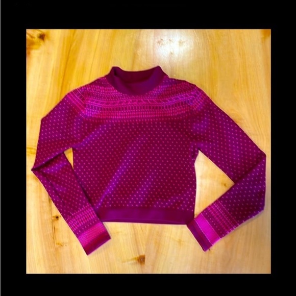 Fabletics top mid-drift-size large - Picture 3 of 4